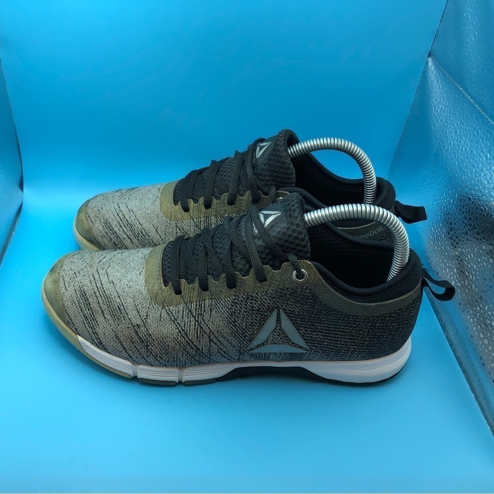 Reebok Speed Her TR womens sneakers size 8